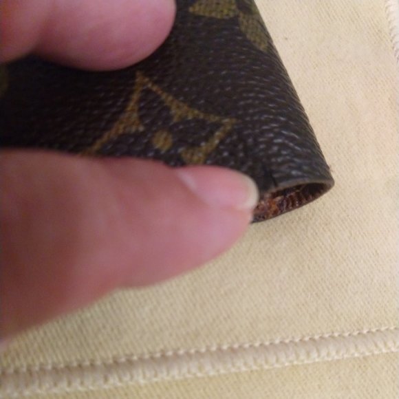 Louis Vuitton Monogram Wallet - Picture 15 of 15
